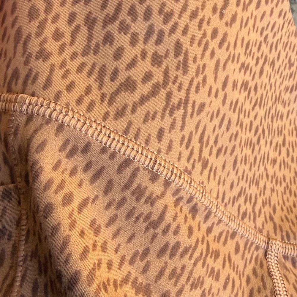 Athleta Brown Spotted Patterned Cropped Leggings … - image 3